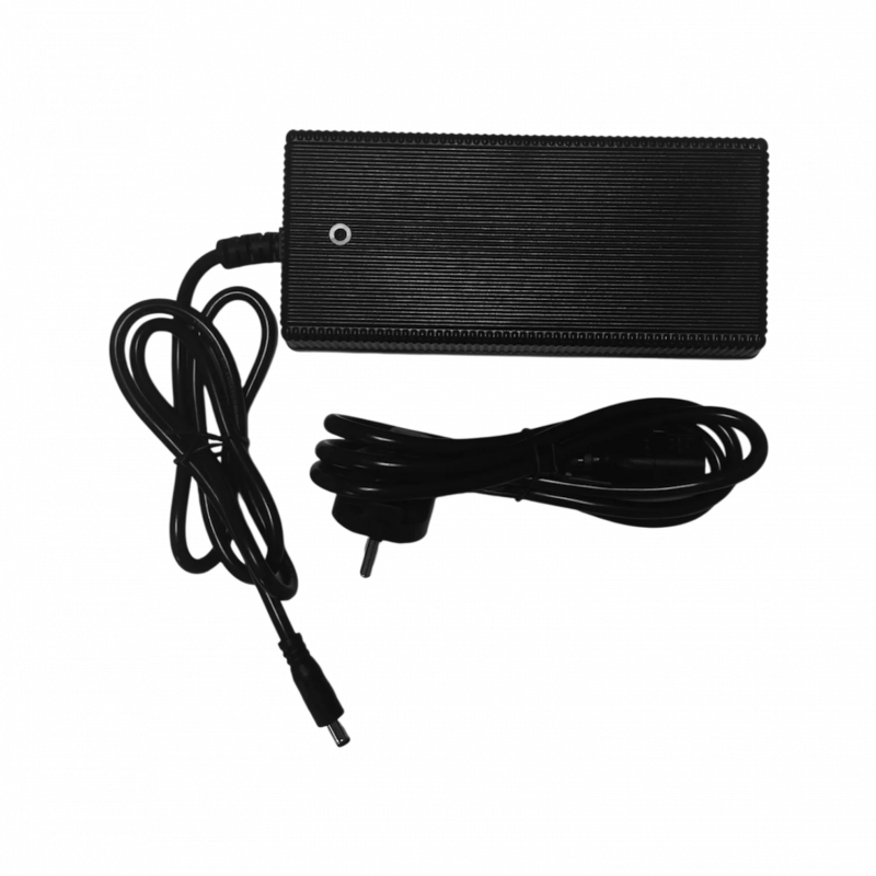 Chargeur 4A – 50,4V – Prise DC 2.5